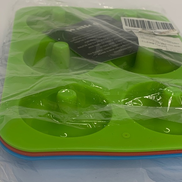 New Walfos 3 Pack Mini Donut Bagel Non Stick Molds - Picture 2 of 4